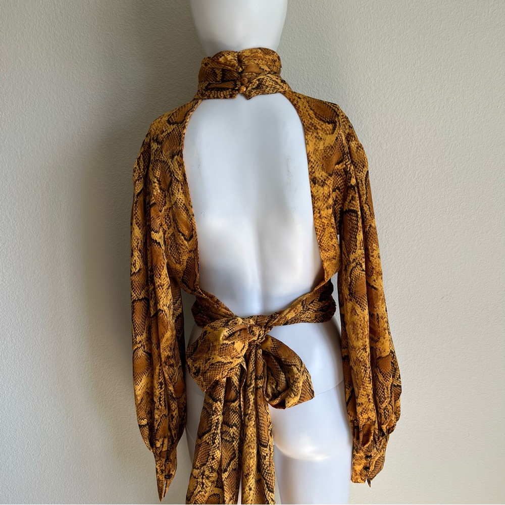 Tea & Cup Snakeskin Crop Top Open Back Tie Bow Yellow Python Keyhole Small